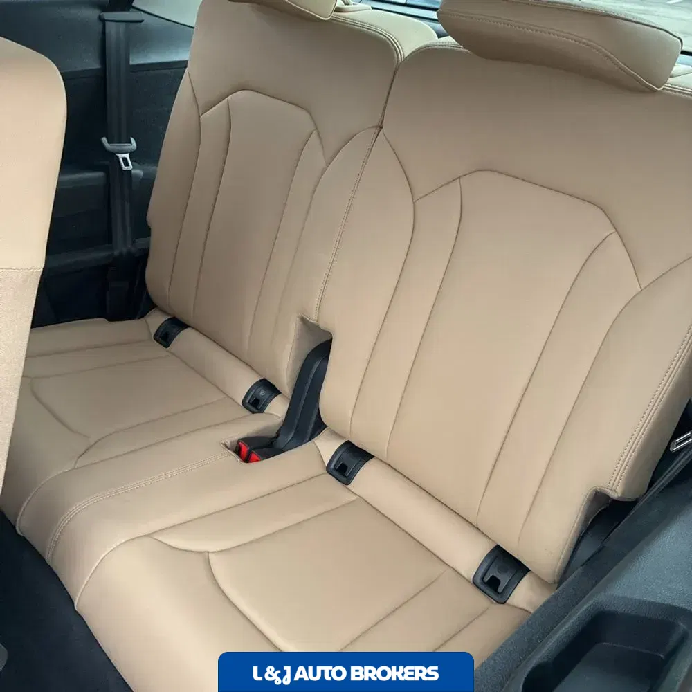 2025 Audi Q7 Premium Plus 55