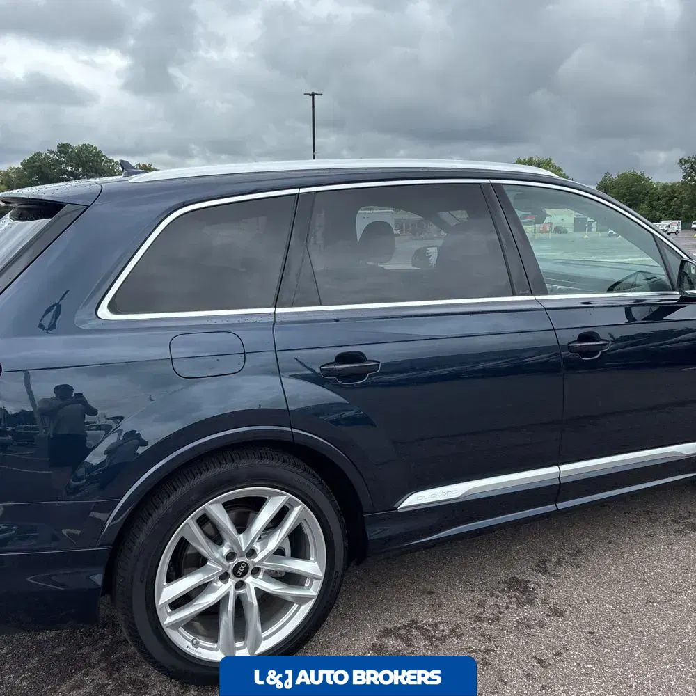 2025 Audi Q7 Premium Plus 55