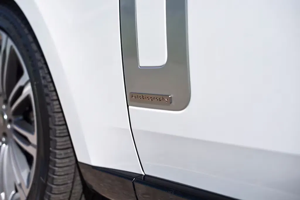 2023 Land Rover Range Rover P530 Autobiography LWB