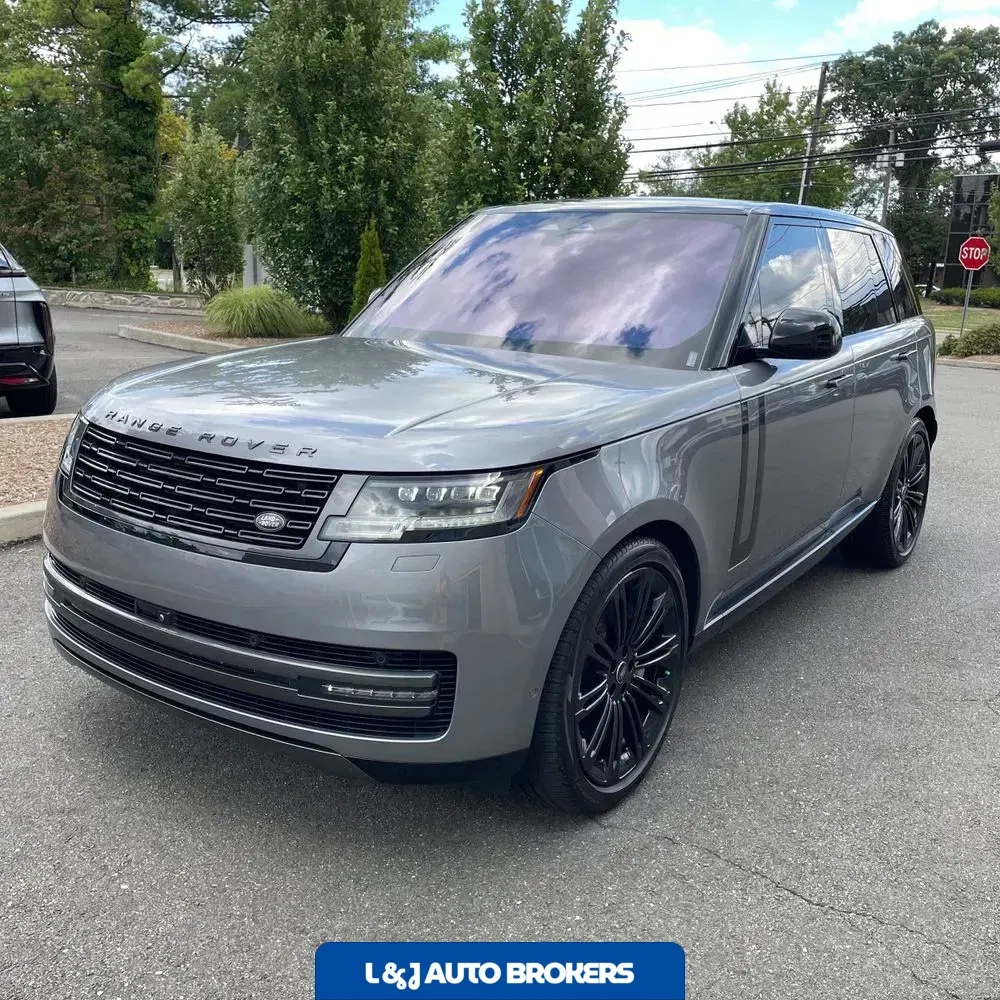2023 Land Rover Range Rover SE