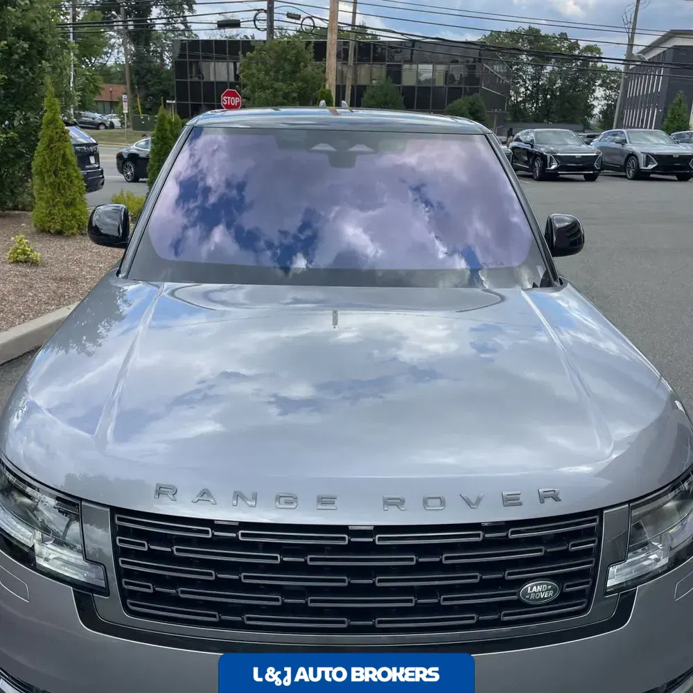 2023 Land Rover Range Rover SE