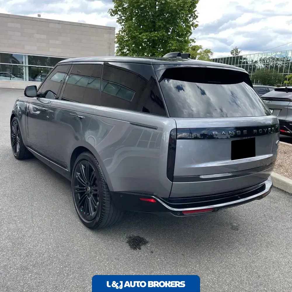 2023 Land Rover Range Rover SE