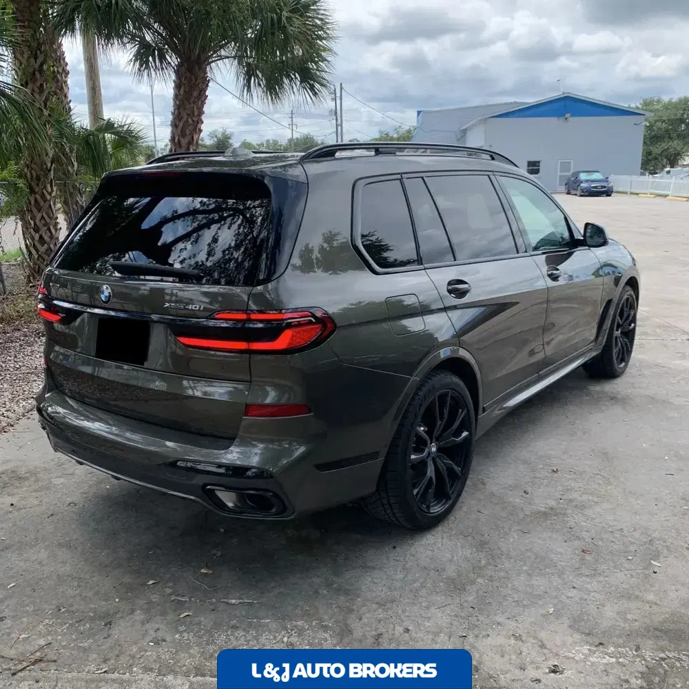 2024 BMW X7 XDrive40i