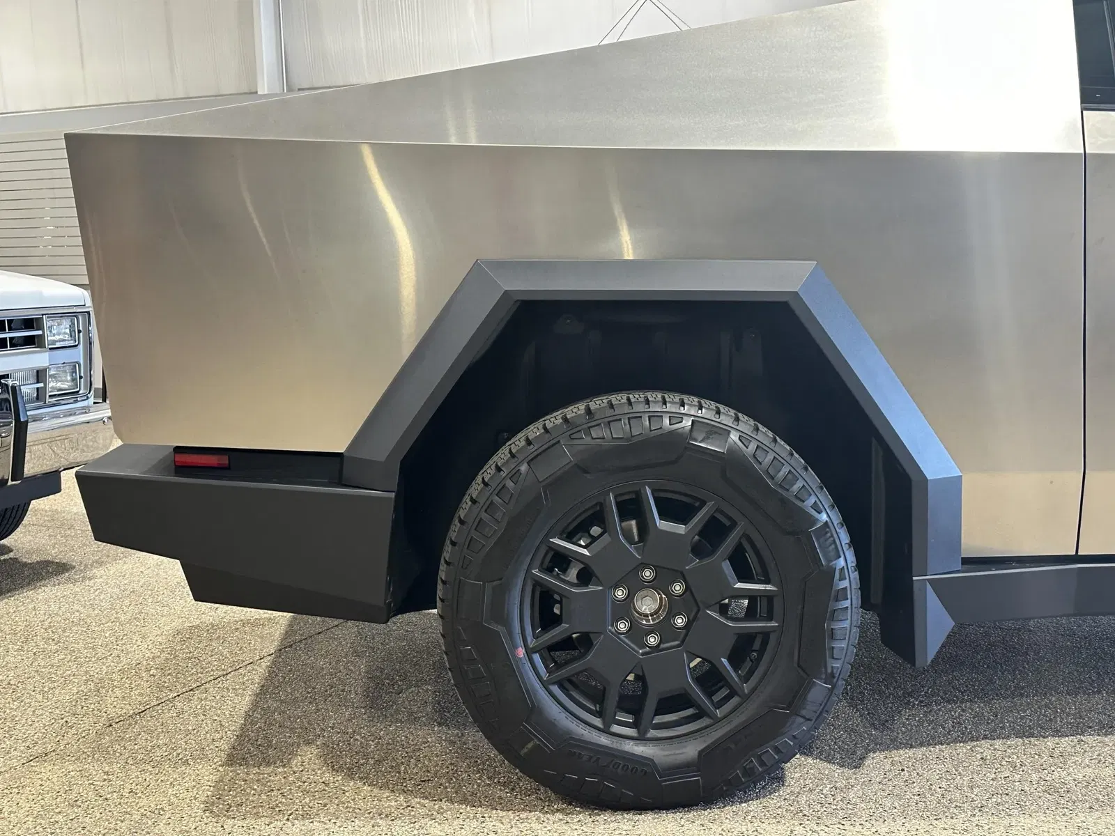 2024 Tesla Cybertruck Cyberbeast AWD Foundation Series