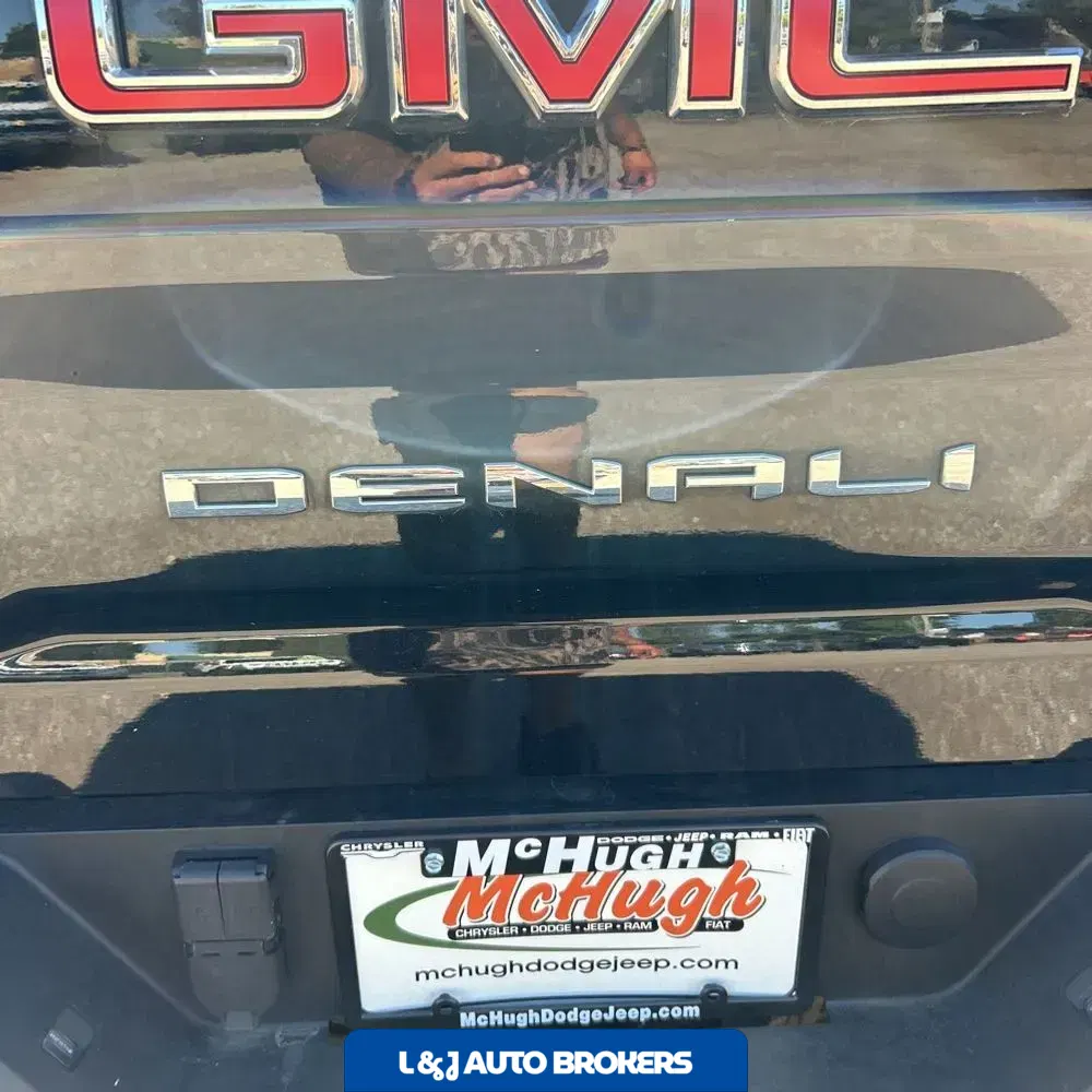 2023 GMC Sierra 3500HD Denali