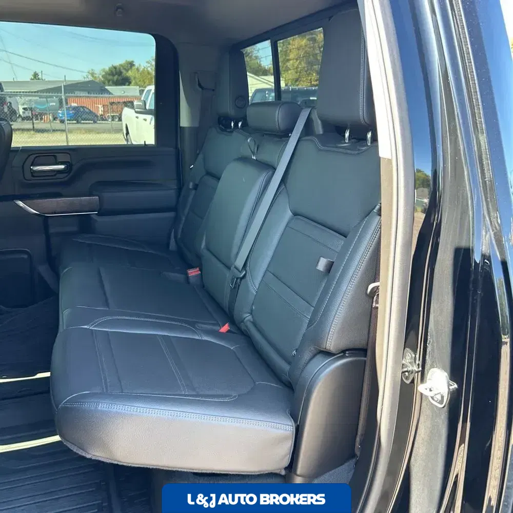 2023 GMC Sierra 3500HD Denali