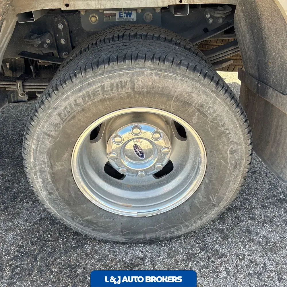2024 Ford F-350 Super Duty XL