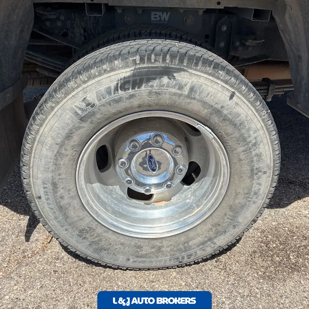 2024 Ford F-350 Super Duty XL