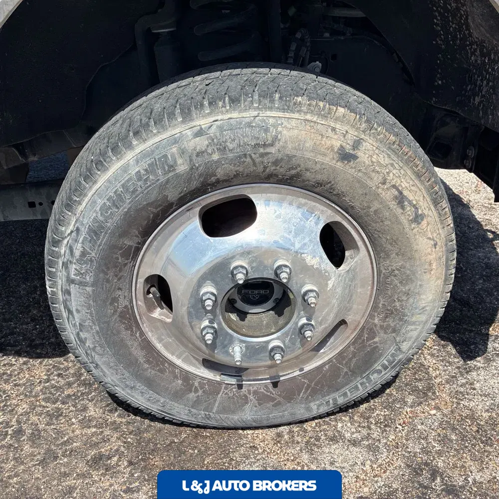 2024 Ford F-350 Super Duty XL