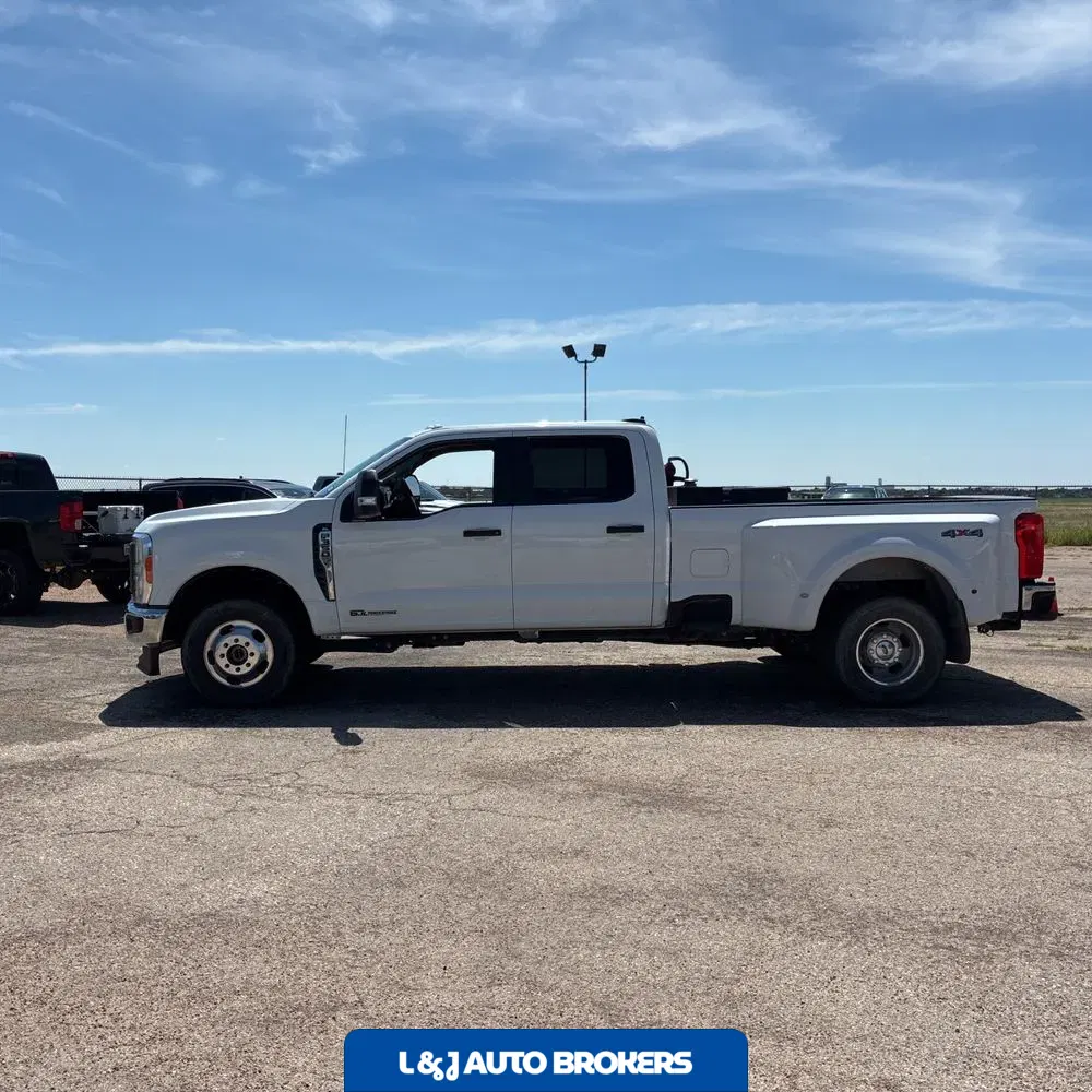 2024 Ford F-350 Super Duty XL