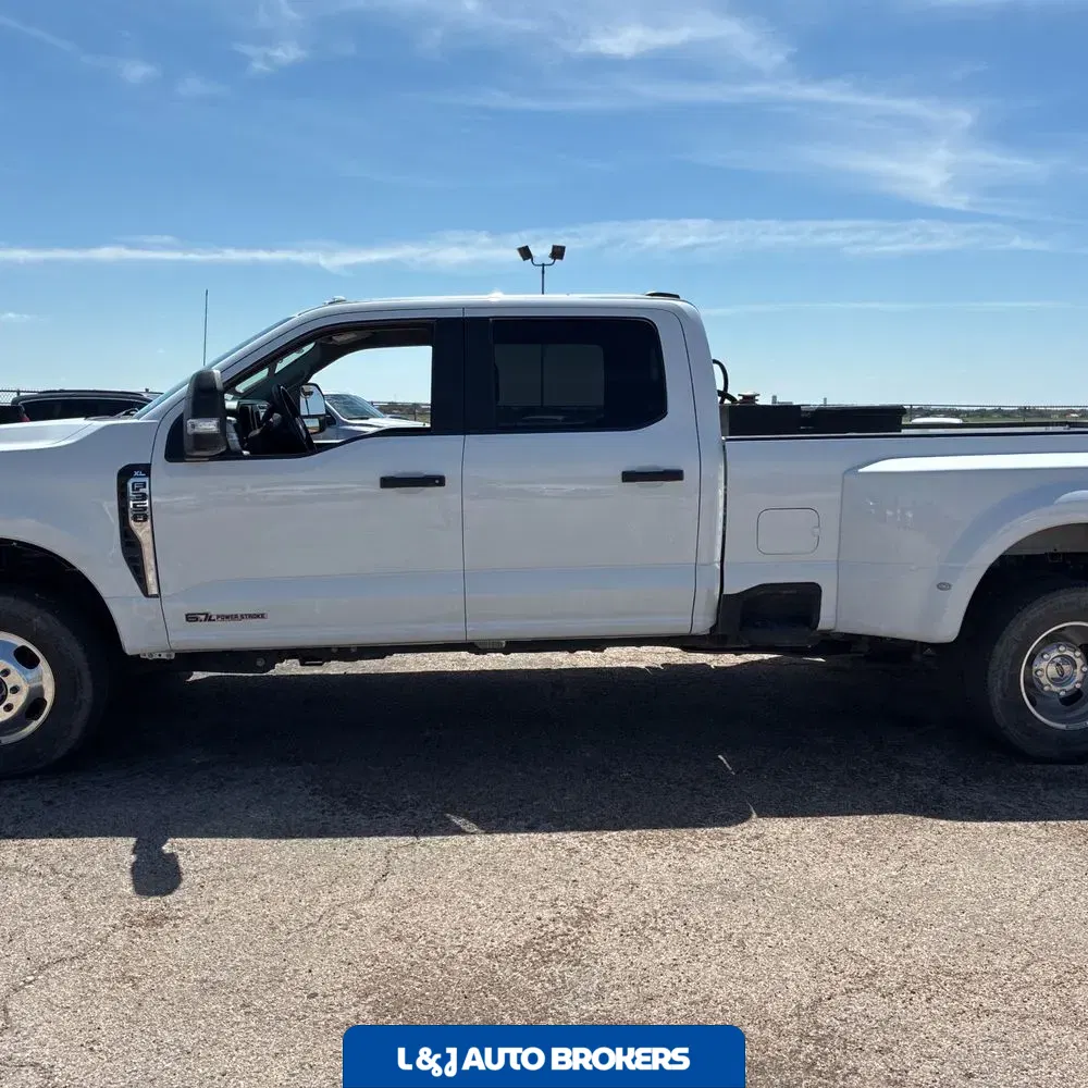 2024 Ford F-350 Super Duty XL