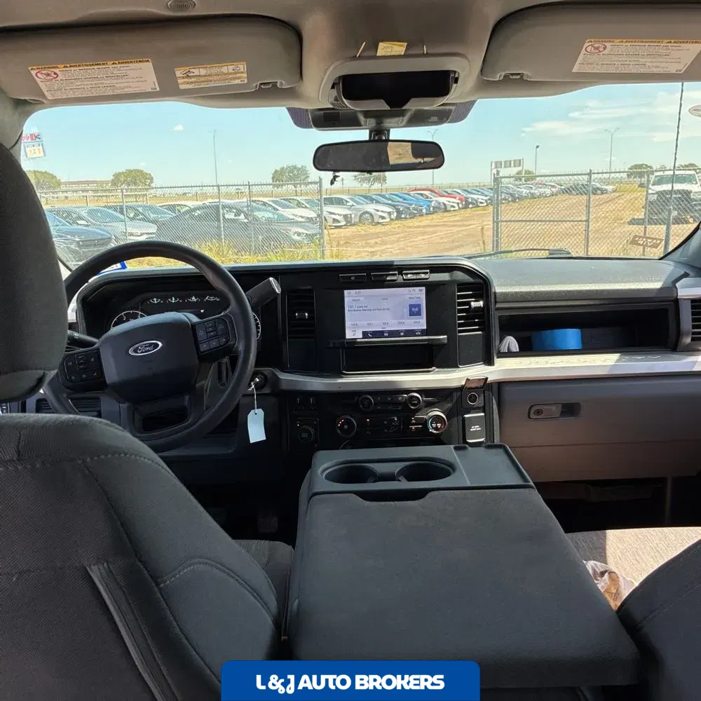 2024 Ford F-350 Super Duty XL