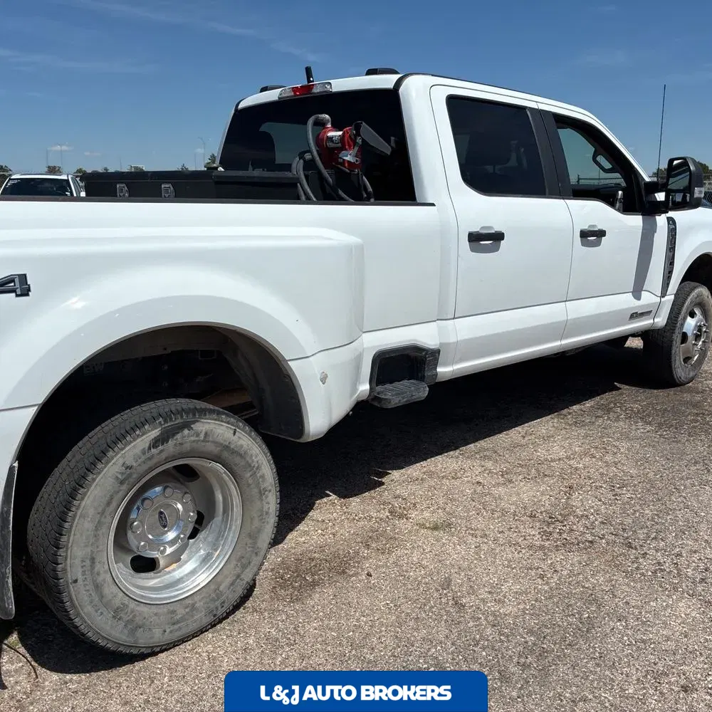 2024 Ford F-350 Super Duty XL