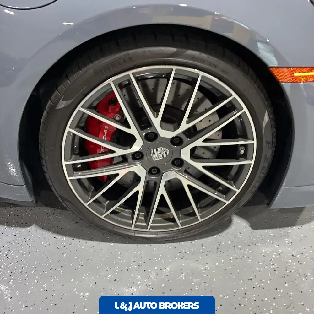 2024 Porsche 911 Turbo