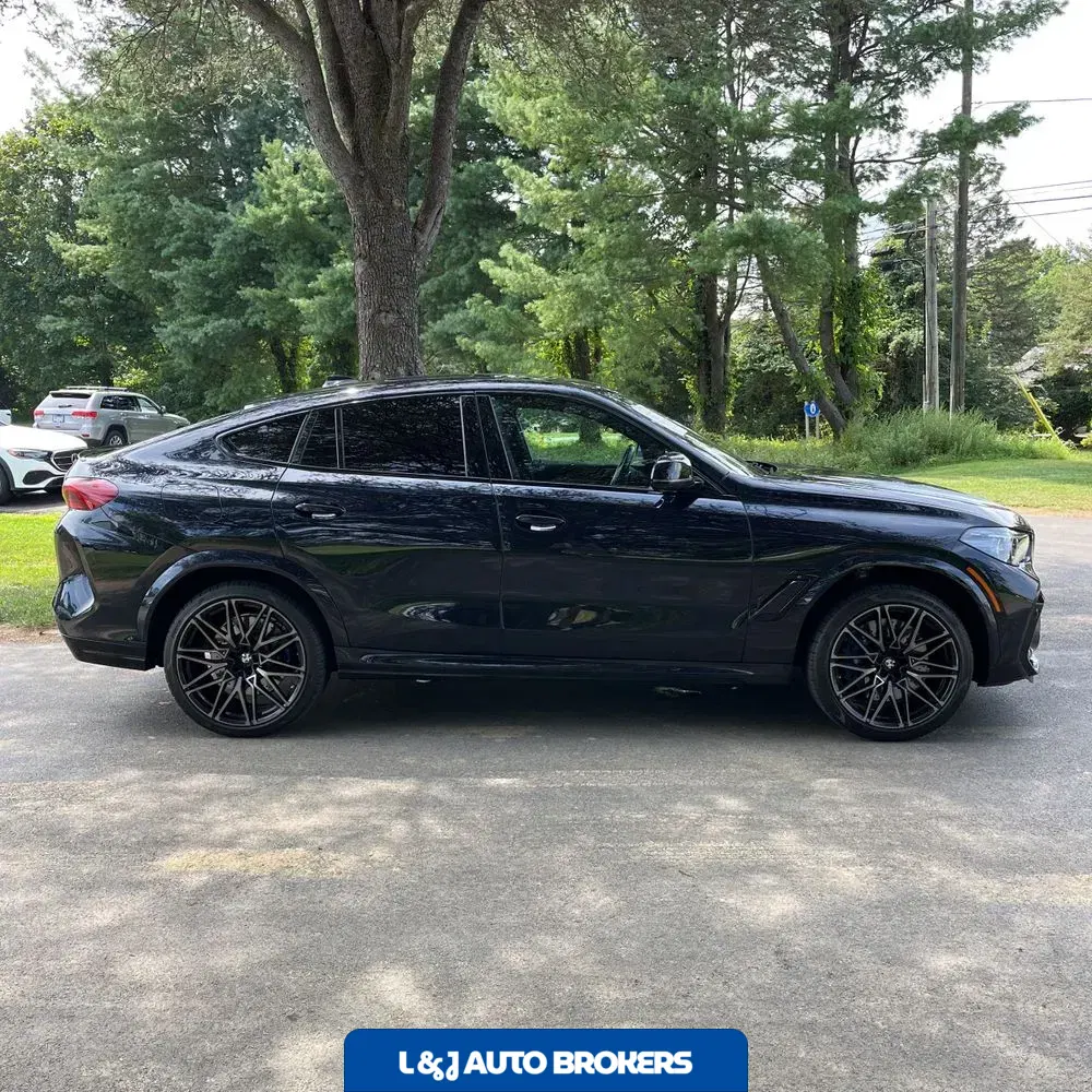 2022 BMW X6 M