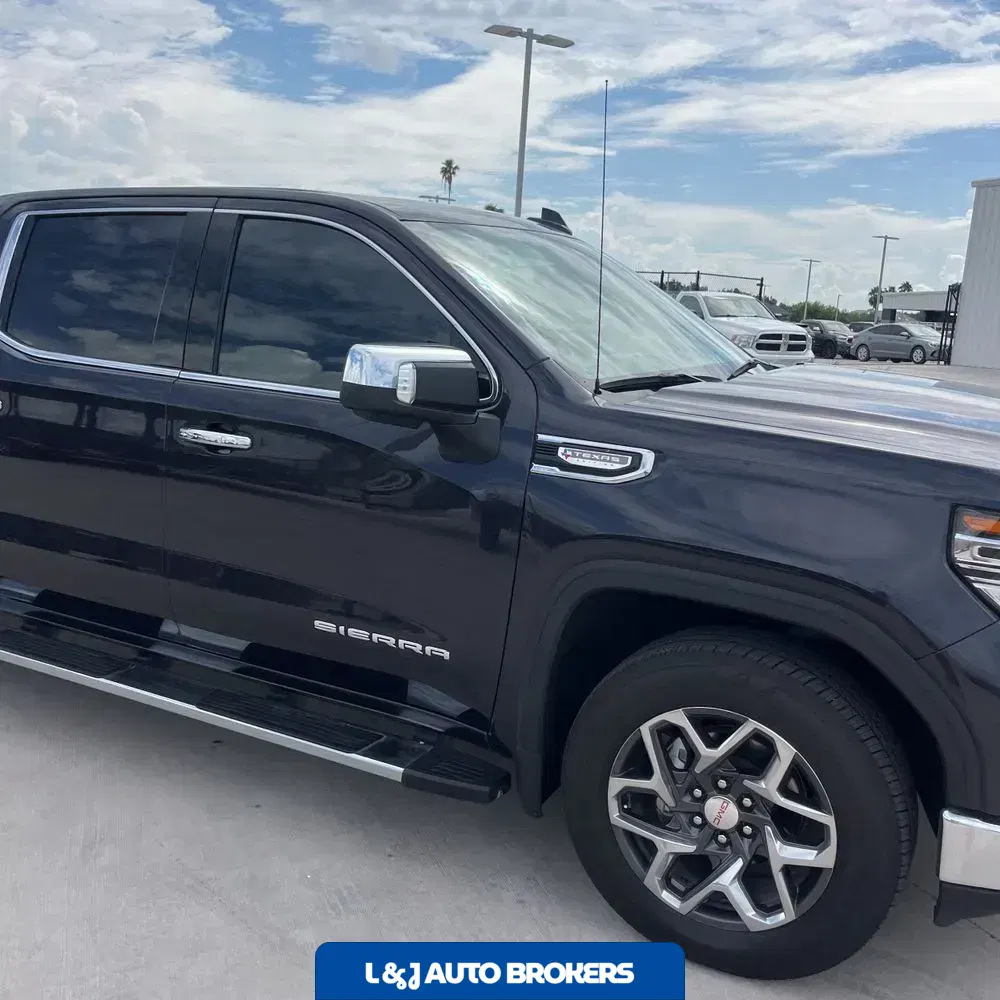 2024 GMC Sierra 1500 SLT
