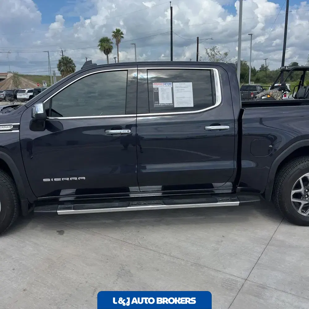 2024 GMC Sierra 1500 SLT