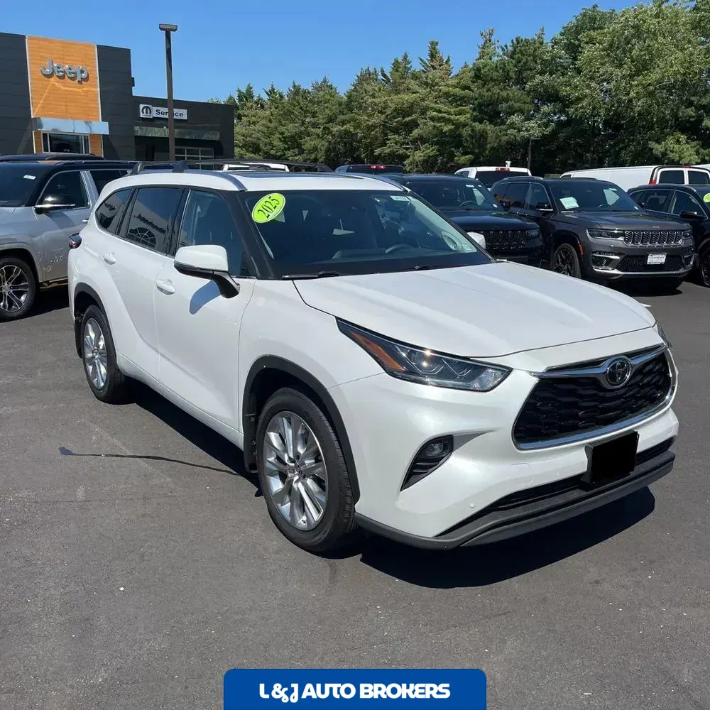 2025 Toyota Highlander Limited