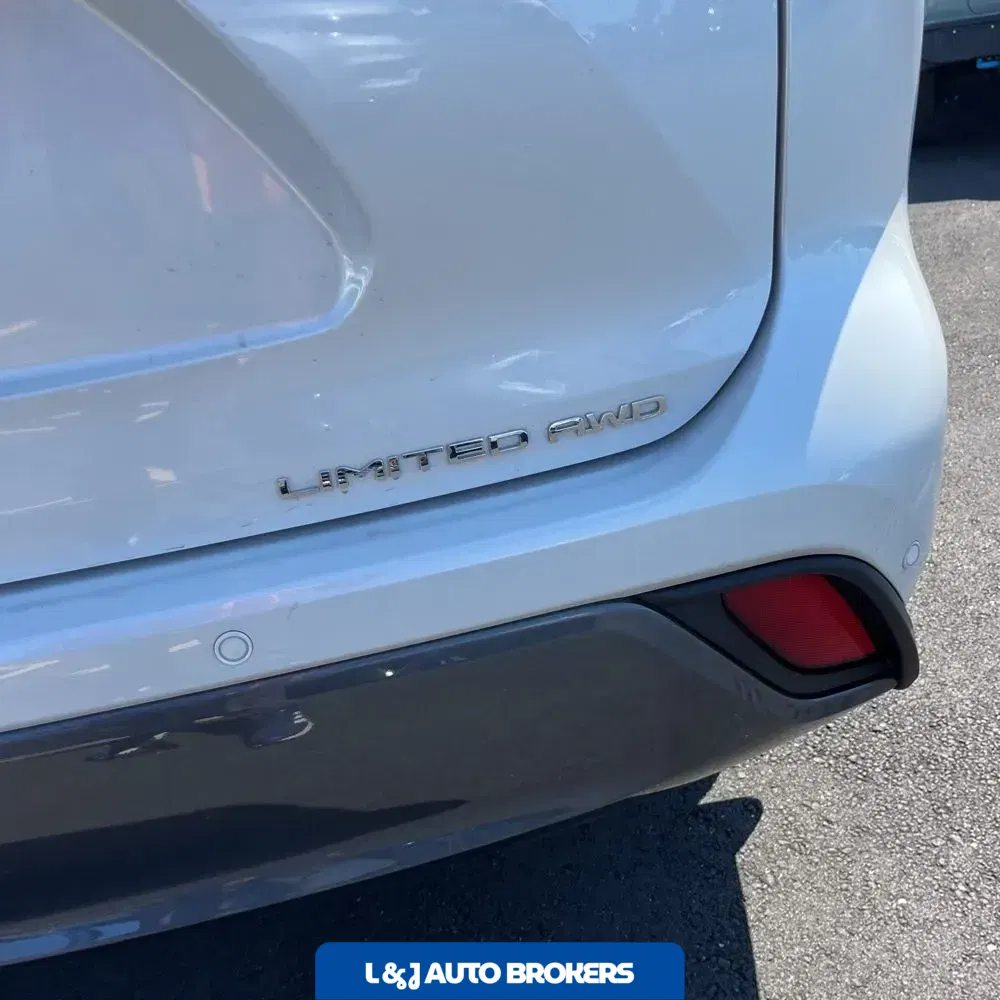 2025 Toyota Highlander Limited