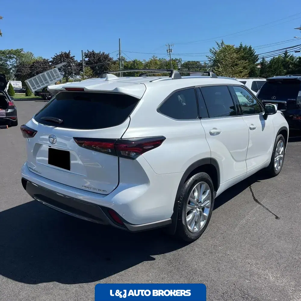 2025 Toyota Highlander Limited