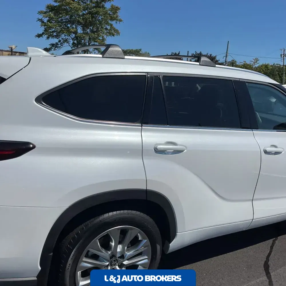 2025 Toyota Highlander Limited