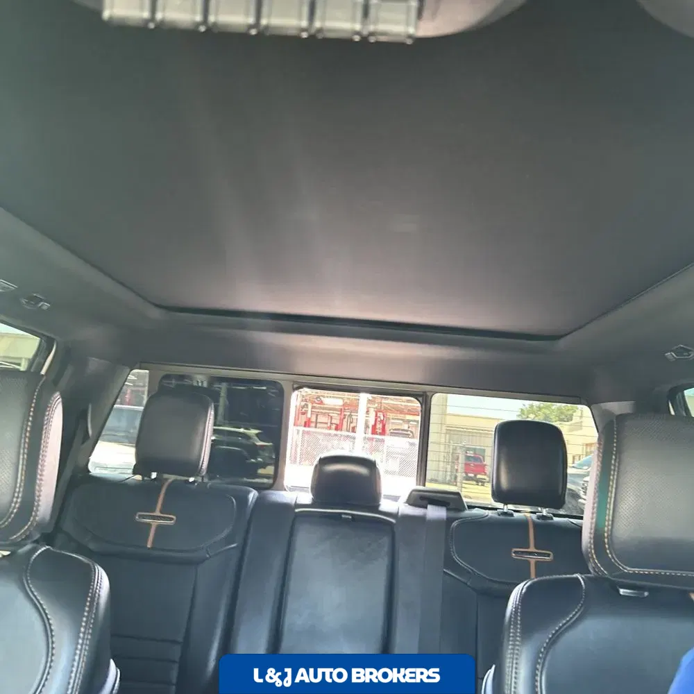 2023 Ford F-450 Super Duty Platinum