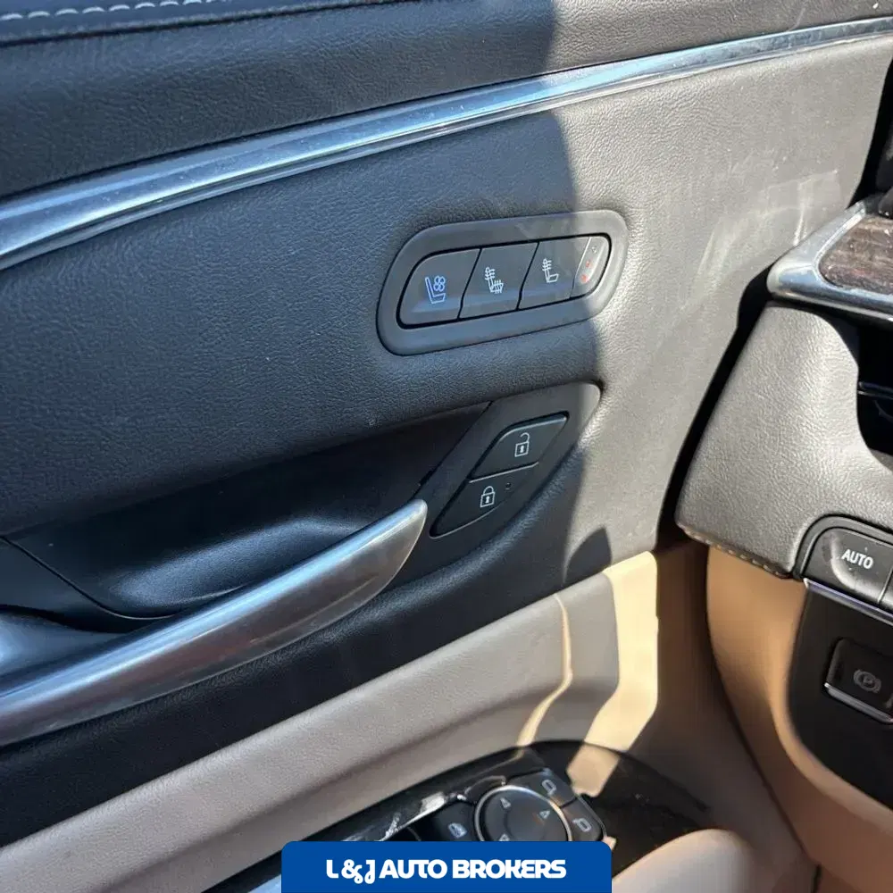 2023 Cadillac Escalade ESV Premium Luxury