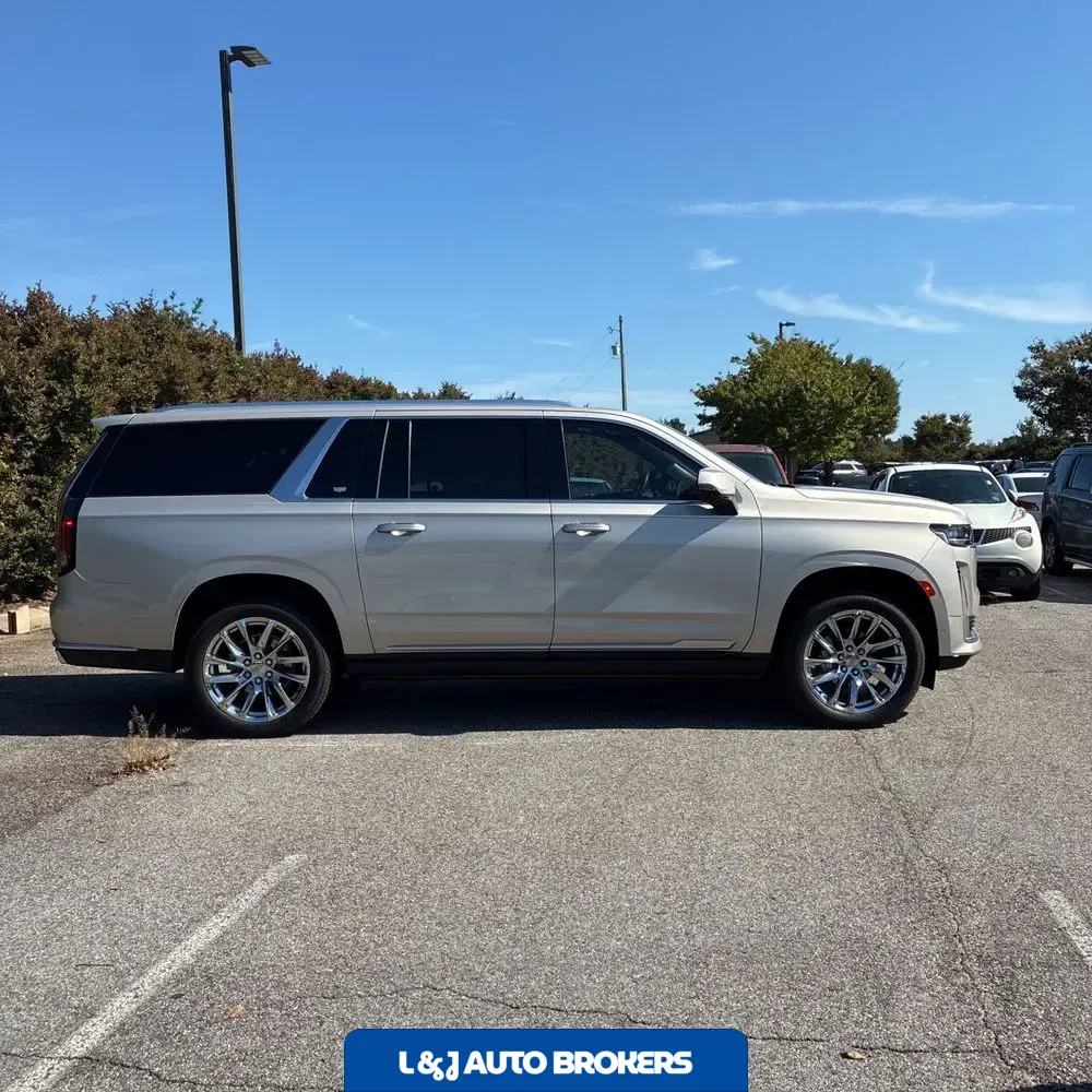 2023 Cadillac Escalade ESV Premium Luxury