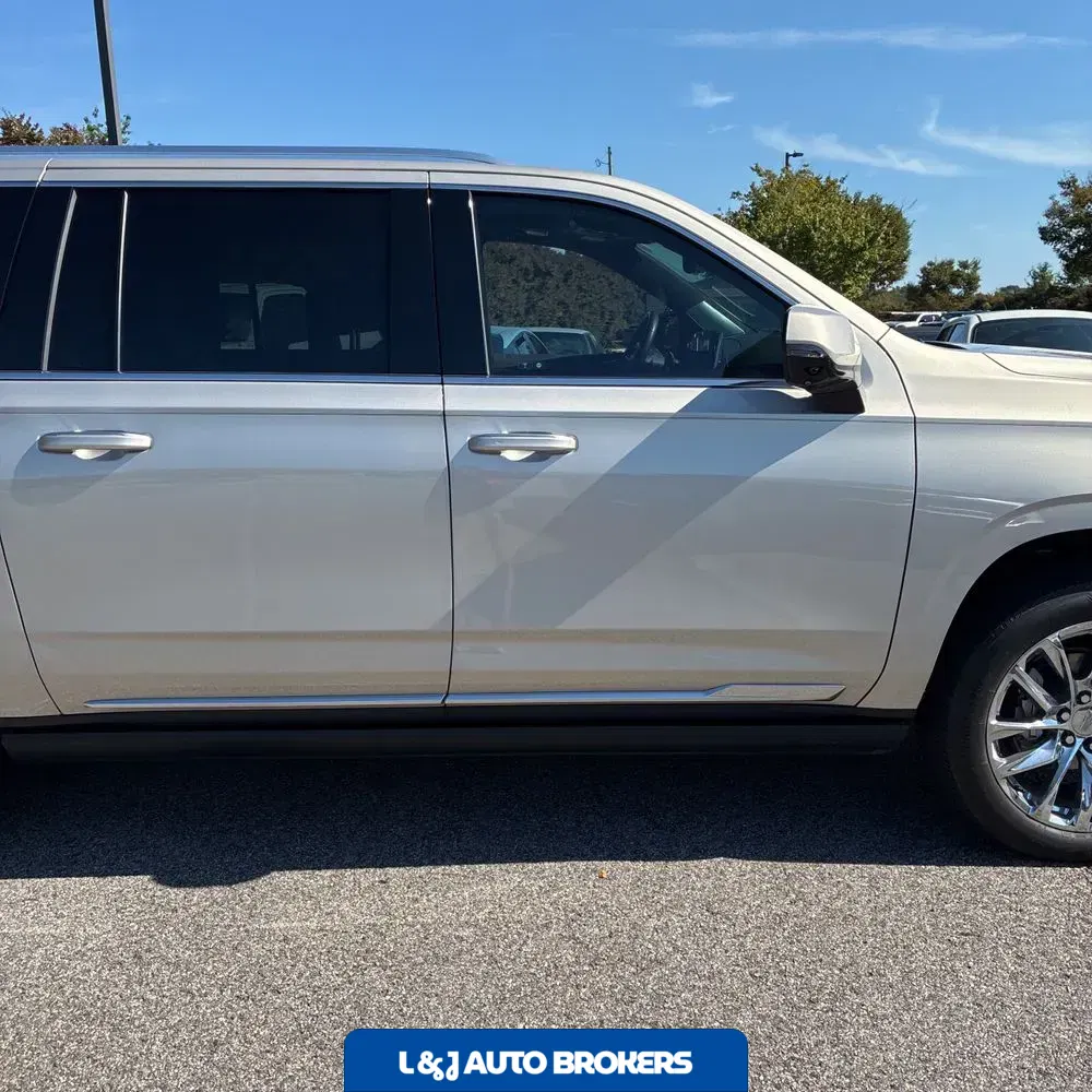 2023 Cadillac Escalade ESV Premium Luxury