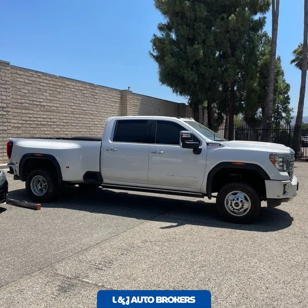 2022 GMC Sierra 3500HD Denali