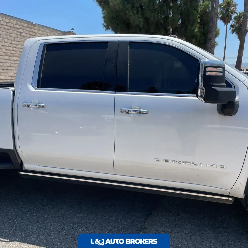 2022 GMC Sierra 3500HD Denali