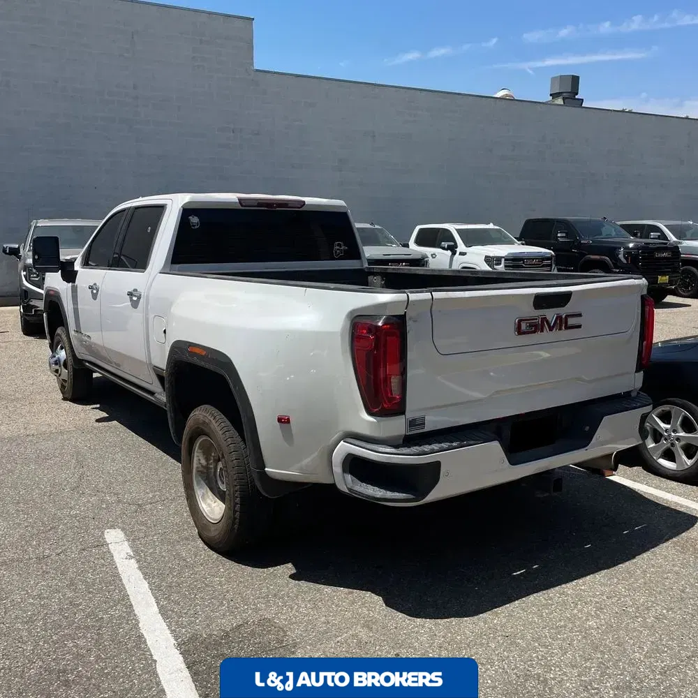 2022 GMC Sierra 3500HD Denali