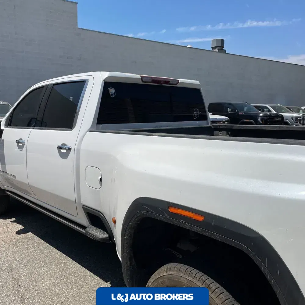 2022 GMC Sierra 3500HD Denali