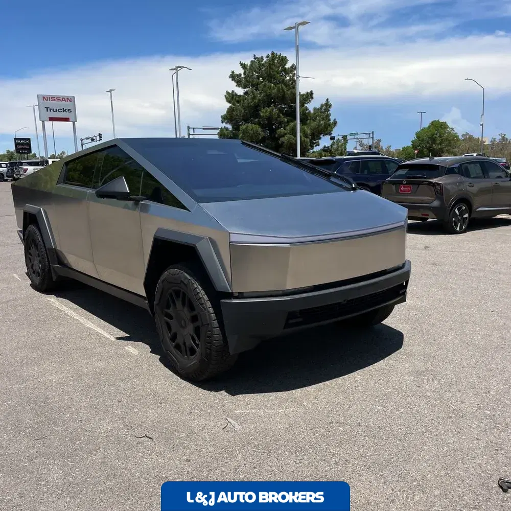 2024 Tesla Cybertruck Base