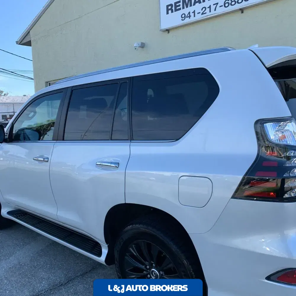 2023 Lexus GX 460 Base