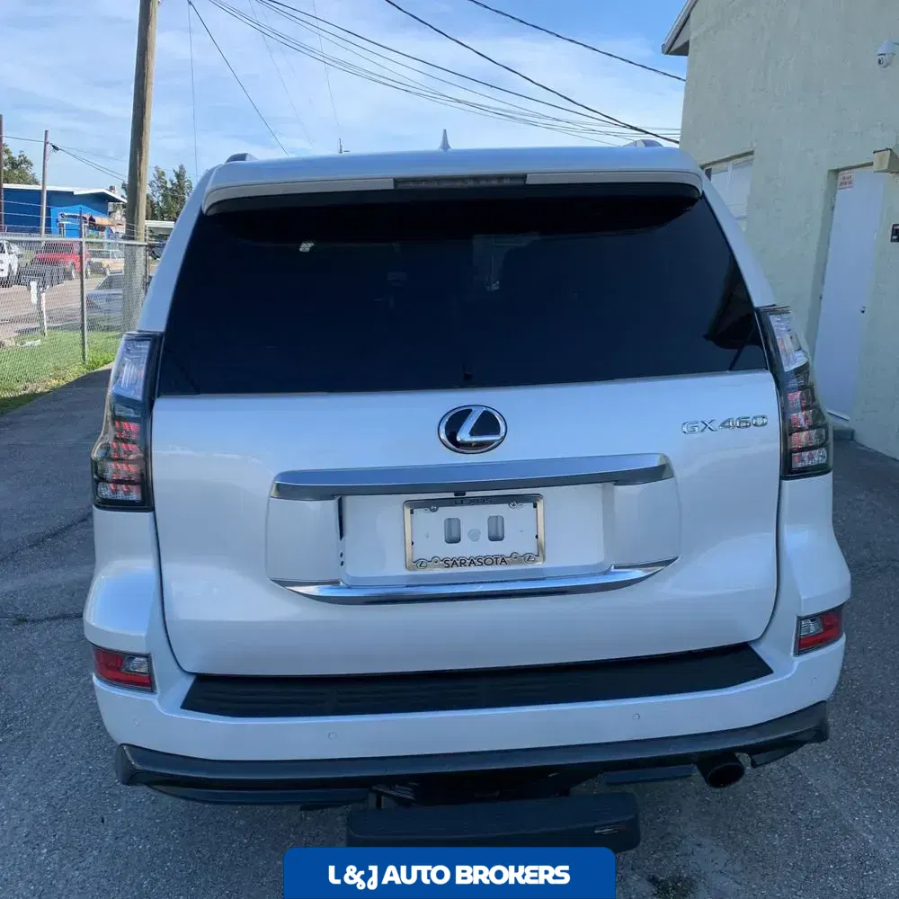 2023 Lexus GX 460 Base