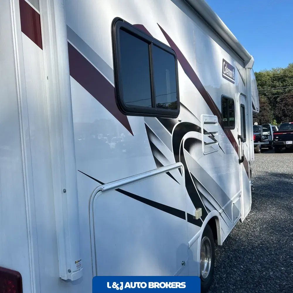 2022 Ford Commercial Vans E350