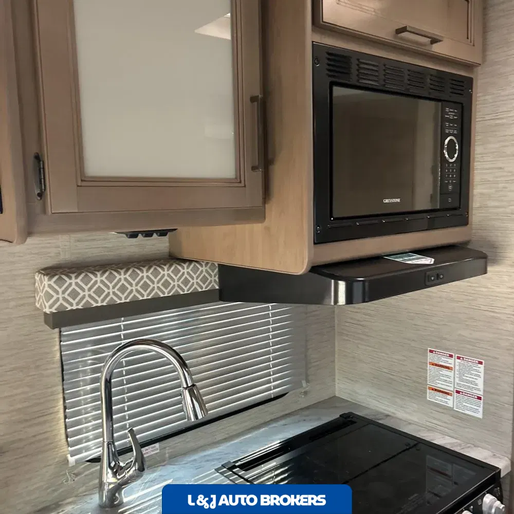 2022 Ford Commercial Vans E350