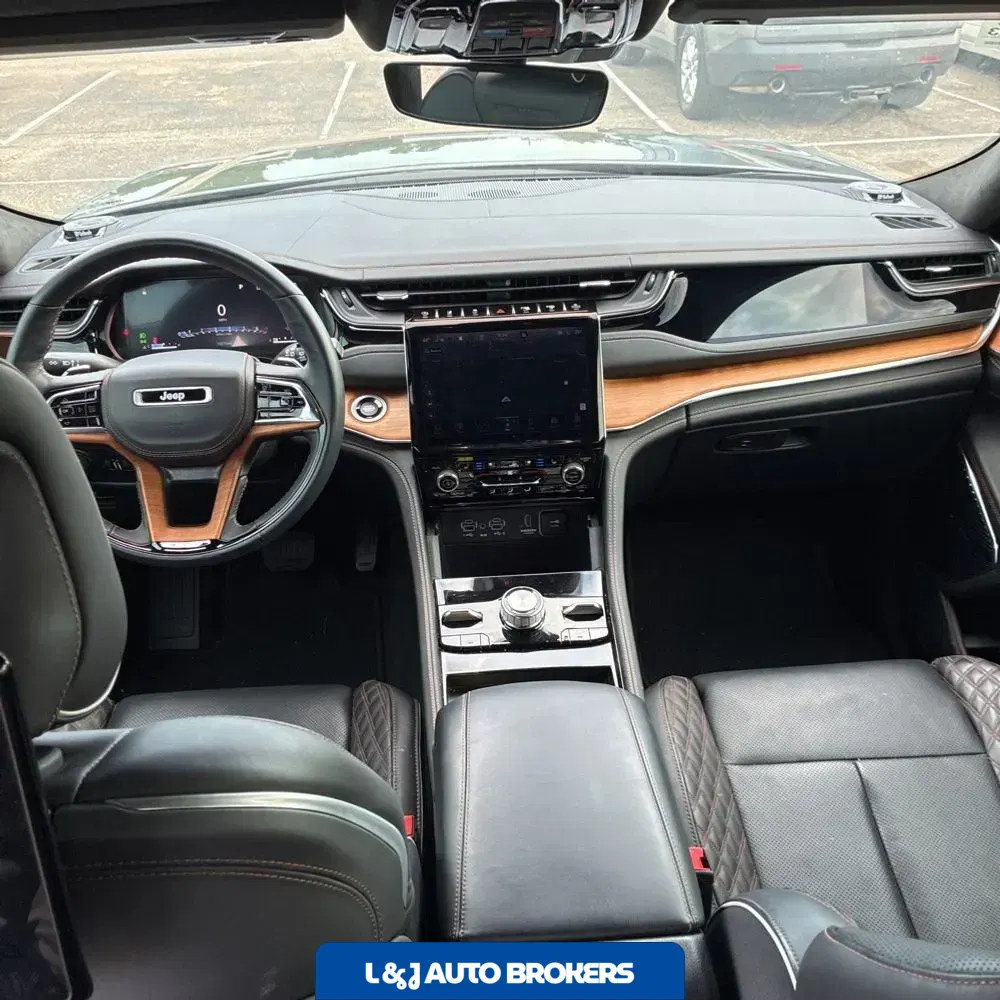 2023 Jeep Grand Cherokee Summit Reserve