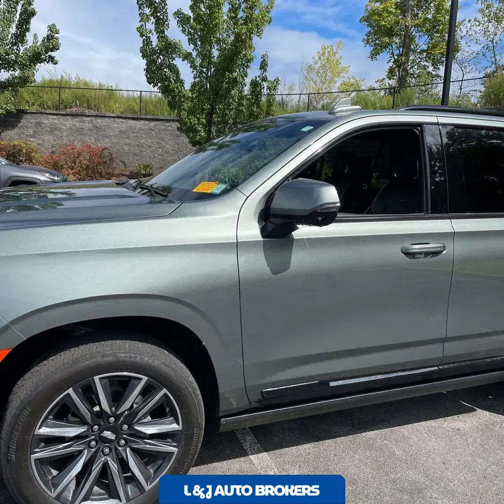 2023 Cadillac Escalade Sport