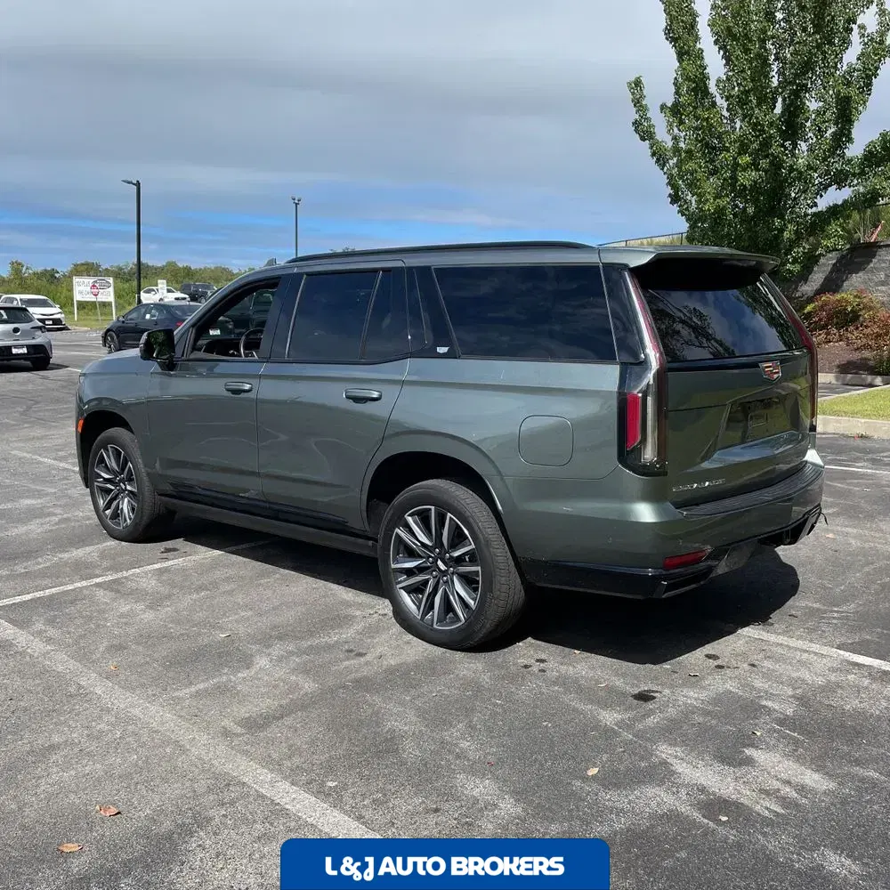 2023 Cadillac Escalade Sport