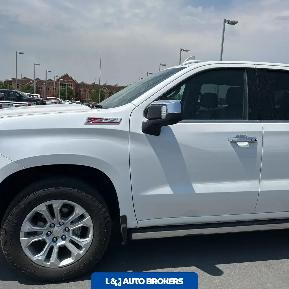 2024 Chevrolet Silverado 1500 LTZ
