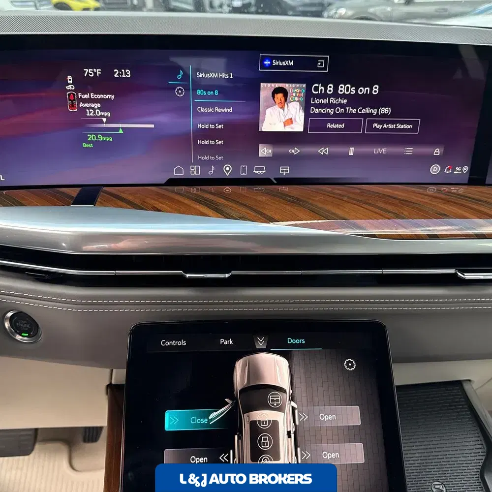 2025 Cadillac Escalade ESV Sport Platinum