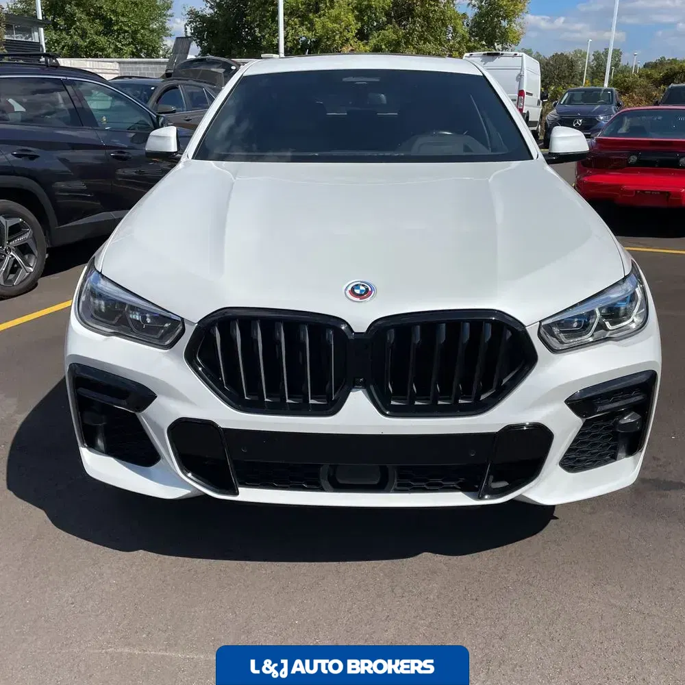 2023 BMW X6 M50i