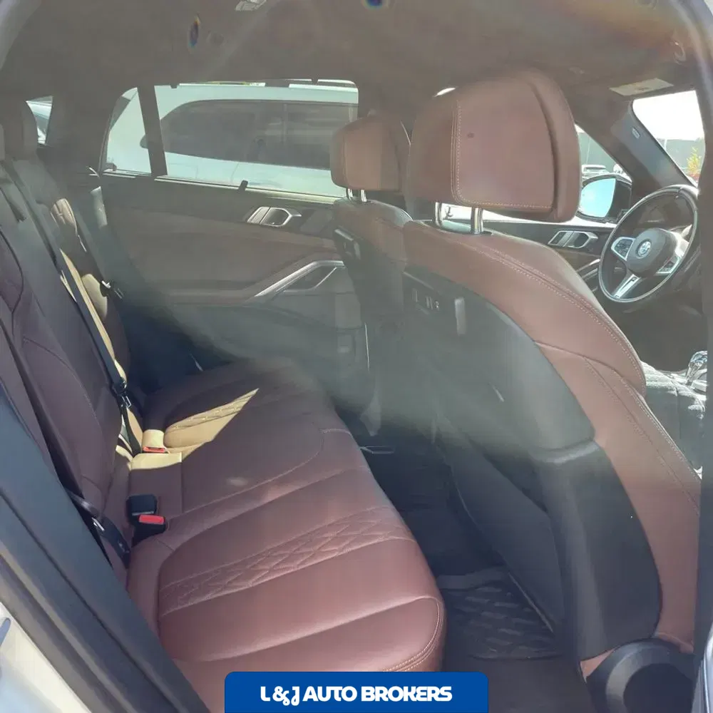 2023 BMW X6 M50i