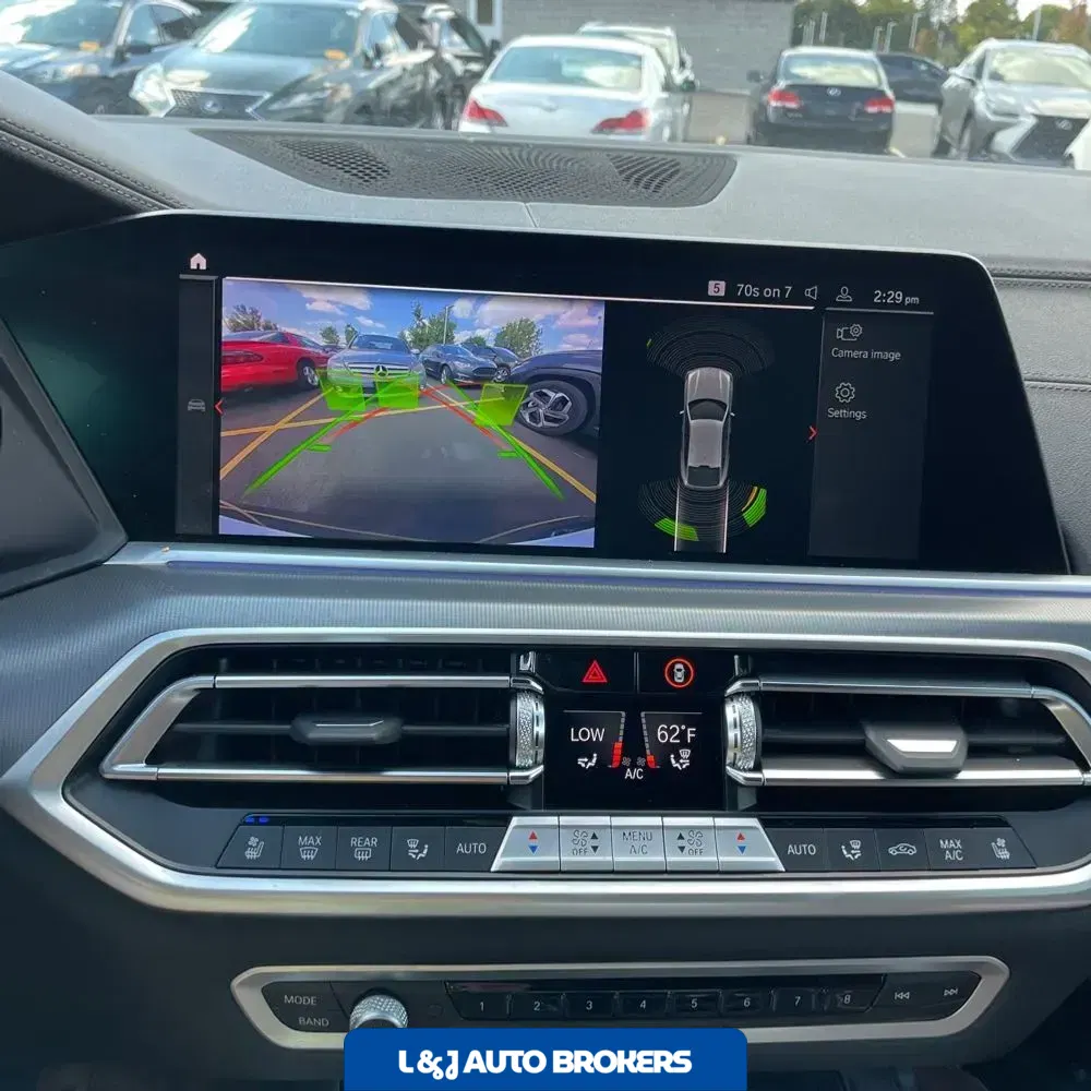 2023 BMW X6 M50i