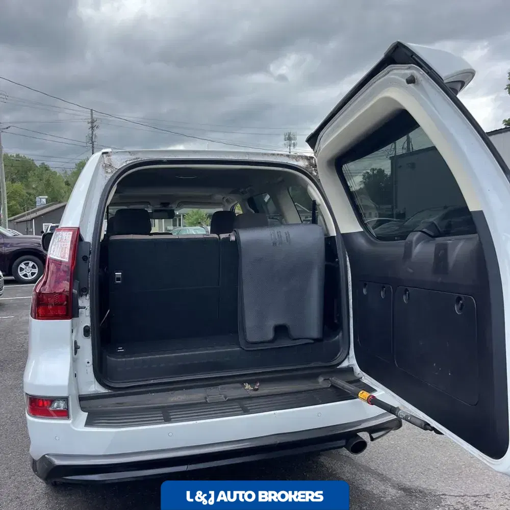 2022 Lexus GX 460 Base