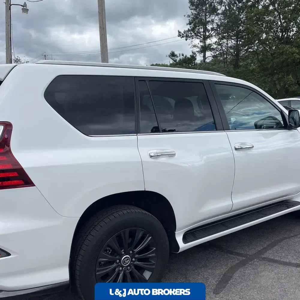 2022 Lexus GX 460 Base