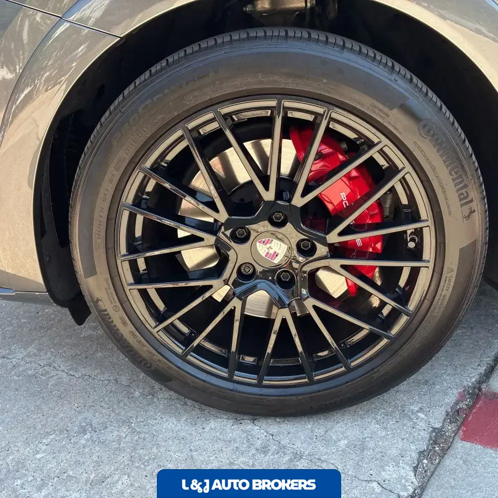 2023 Porsche Cayenne GTS