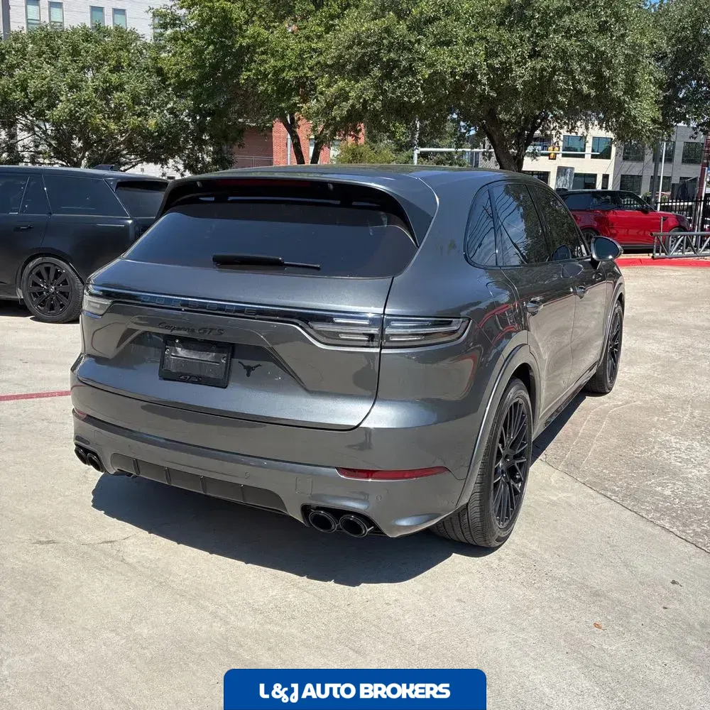 2023 Porsche Cayenne GTS